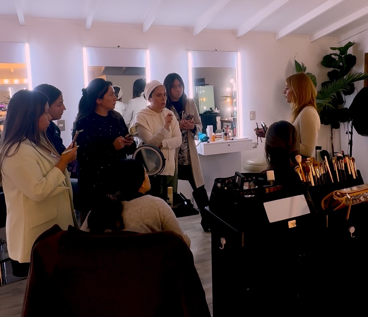 Talleres y Masterclass Grupales — clase presencial